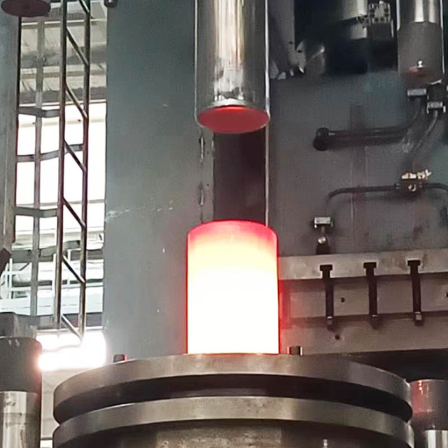  HJY61 seeria servo-metalli ekstrusiooniga h&uuml;drauliline press.